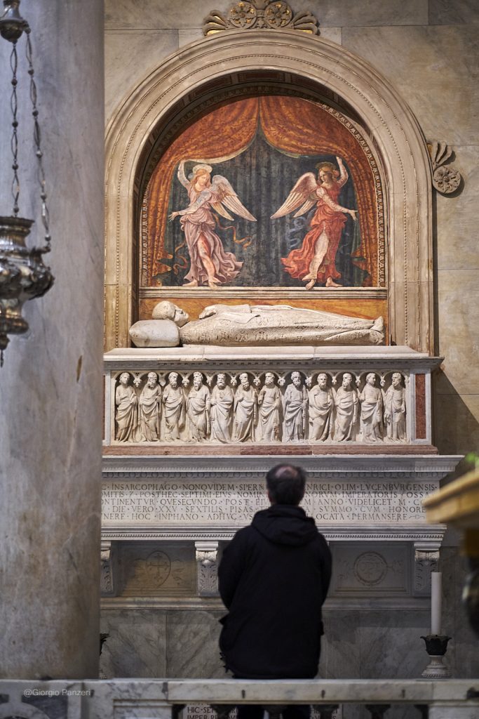 DSCF0803-683x1024 Piazza dei Miracoli a Pisa