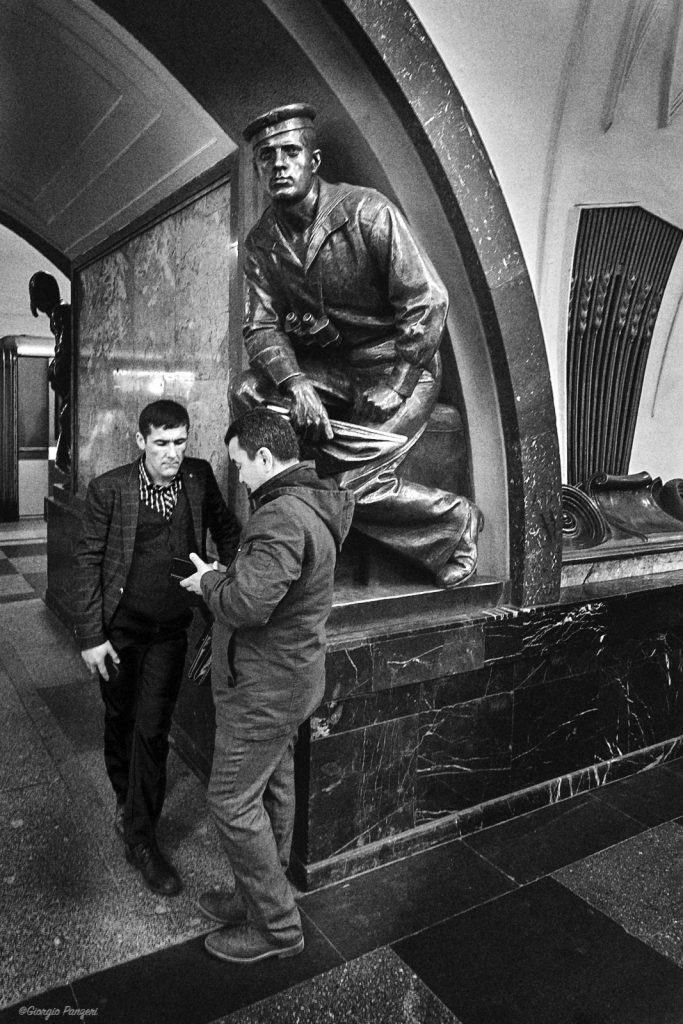 DSF3331-1-683x1024 La metropolitana di Mosca