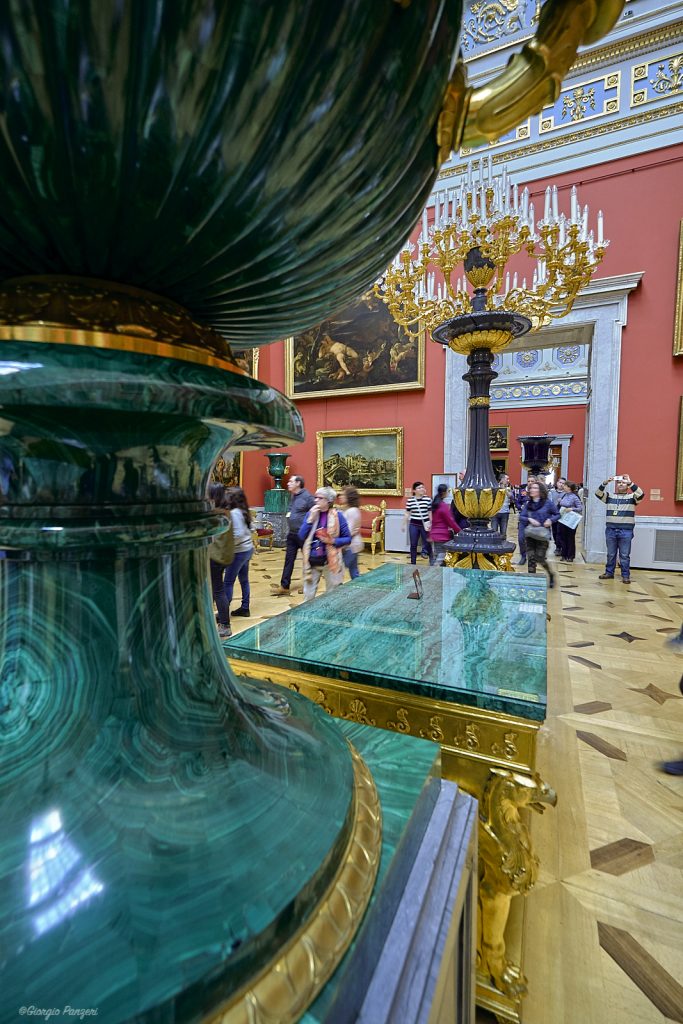 DSF3946-683x1024 Il Palazzo d’Inverno a San Pietroburgo e l’Hermitage