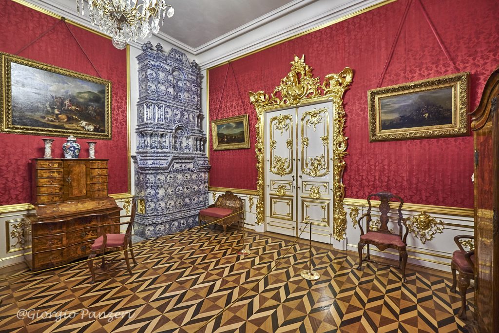 DSF4075-1024x683 I palazzi e i giardini di Peterhof, la Versailles russa