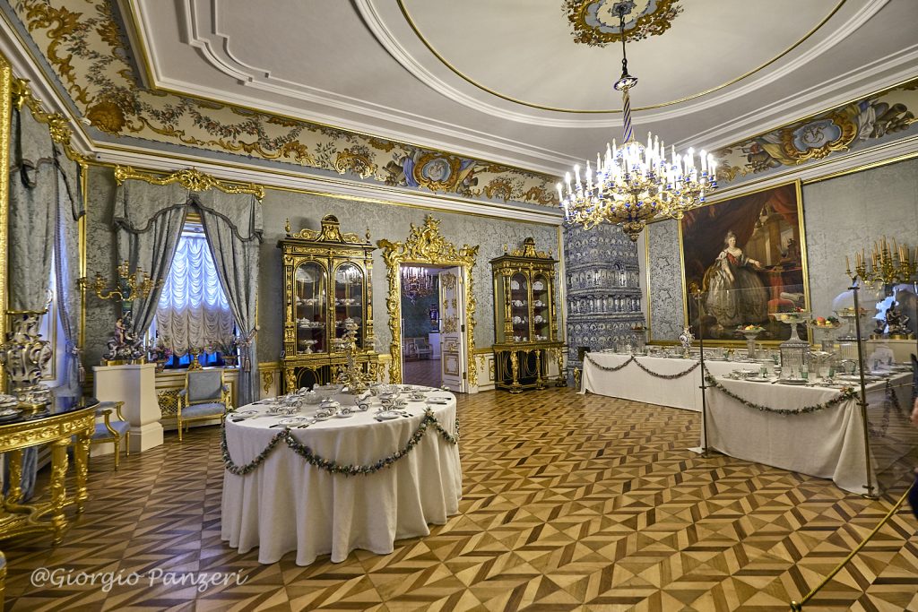 DSF4077-1024x683 I palazzi e i giardini di Peterhof, la Versailles russa