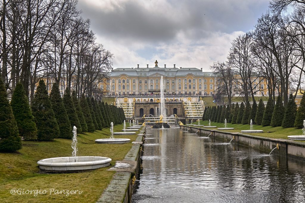 DSF4108-1024x683 I palazzi e i giardini di Peterhof, la Versailles russa