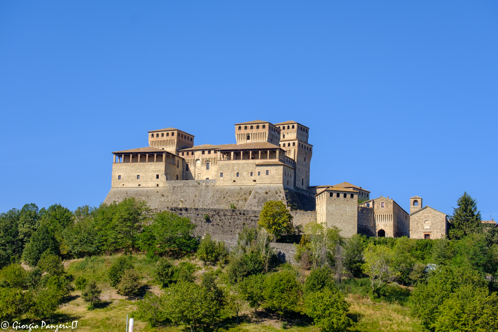 Il castello di Torrechiara, la fortezza dal cuore affrescato