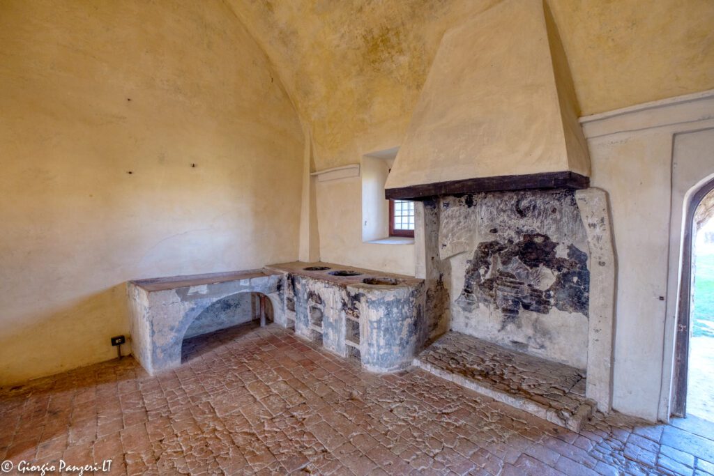 DSCF7363_AuroraHDR2019-edit-1024x683 Il castello di Torrechiara, la fortezza dal cuore affrescato