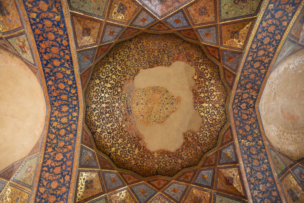 DSCF3934-1024x683 Iran: il bellissimo palazzo Chehel Sotoun detto anche Palazzo delle Quaranta Colonne