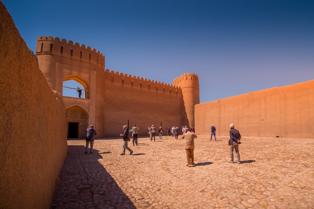 DSCF4229-1024x683 Iran: la bella cittadella fortificata in mattoni crudi di Rayen