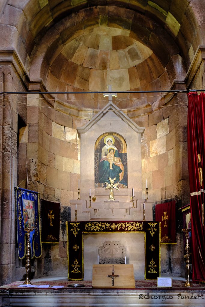 DSCF6560-683x1024 Armenia - Monastero di Noravank