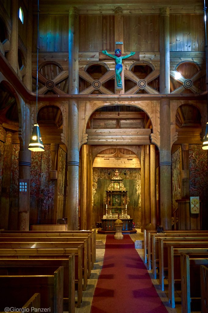 DSC00133-C1-683x1024 Heddal, la più grande Stvkirke (chiesa in legno) della Norvegia