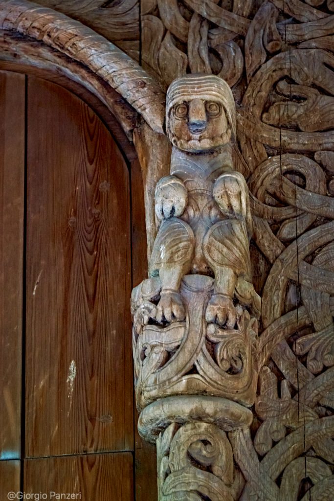 DSC00145-C1-683x1024 Heddal, la più grande Stvkirke (chiesa in legno) della Norvegia