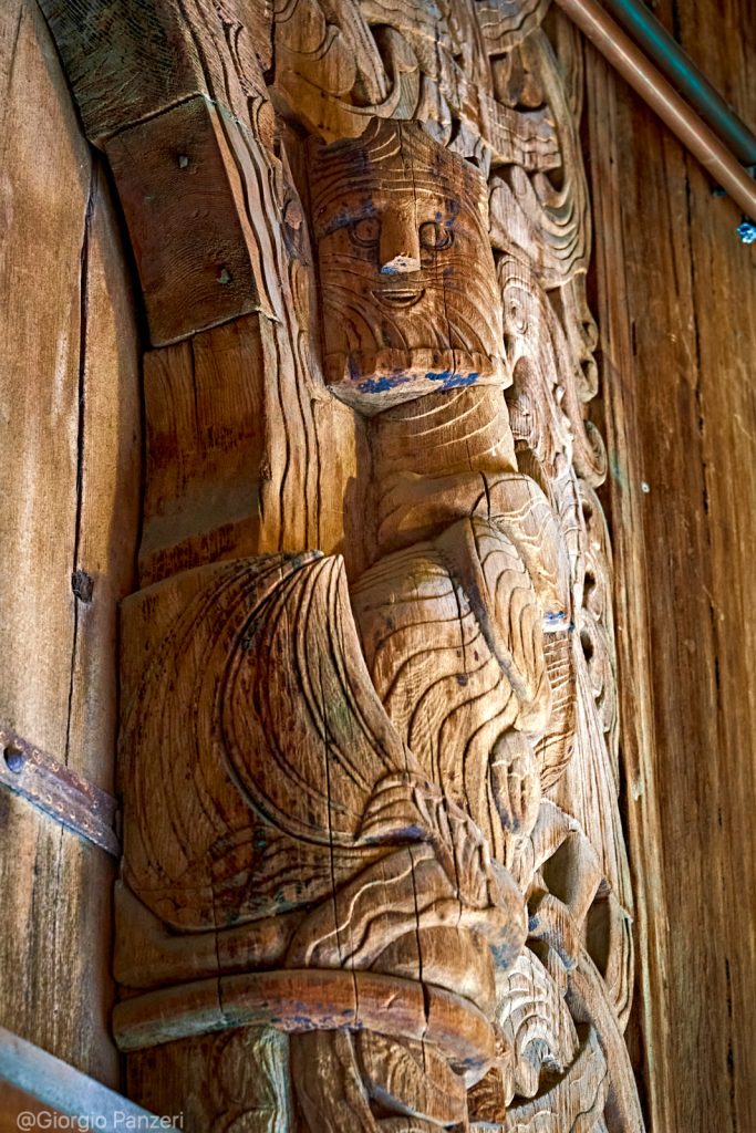 DSC00149-C1-683x1024 Heddal, la più grande Stvkirke (chiesa in legno) della Norvegia