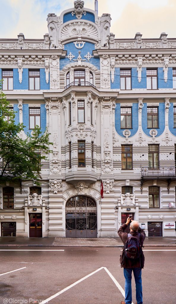 DSC08774-C1-593x1024 Art Nouveau a Riga