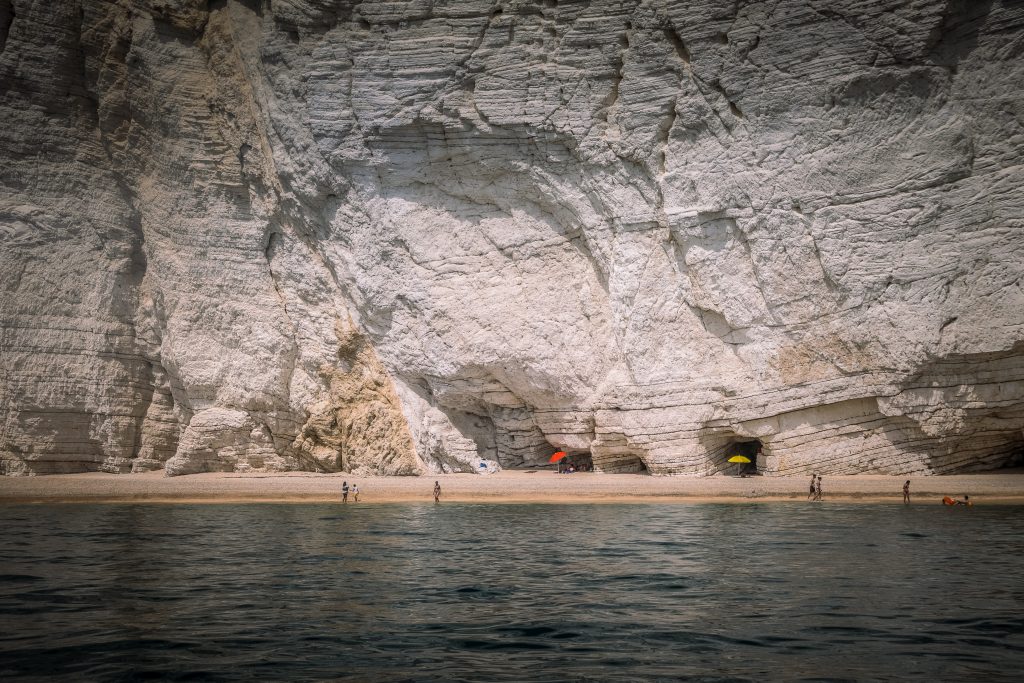 P1012846-LT-1024x683 Gargano – Tour in barca lungo la costa