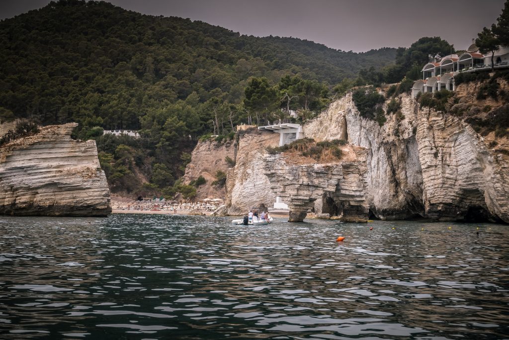 P1012857-LT-1024x683 Gargano – Tour in barca lungo la costa