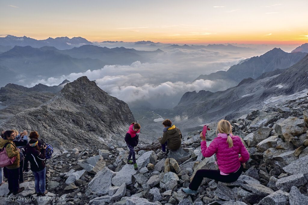 Alba dai 3000 metri del Passo Presena