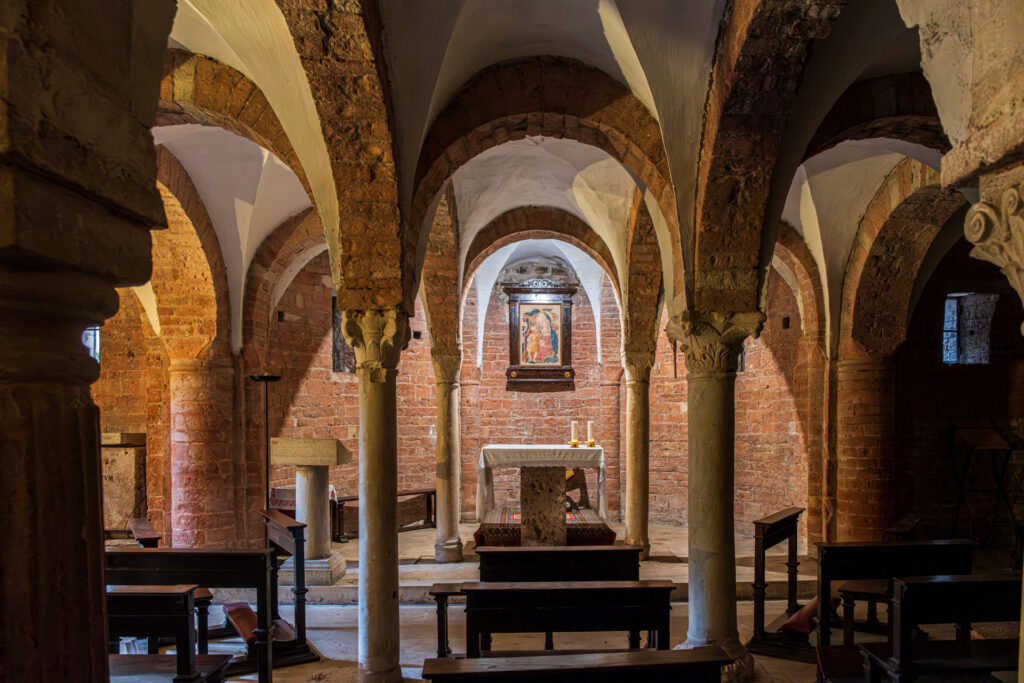 DSF0046-Migliorato-NR-1024x683 La Basilica di San Gregorio Maggiore a Spoleto