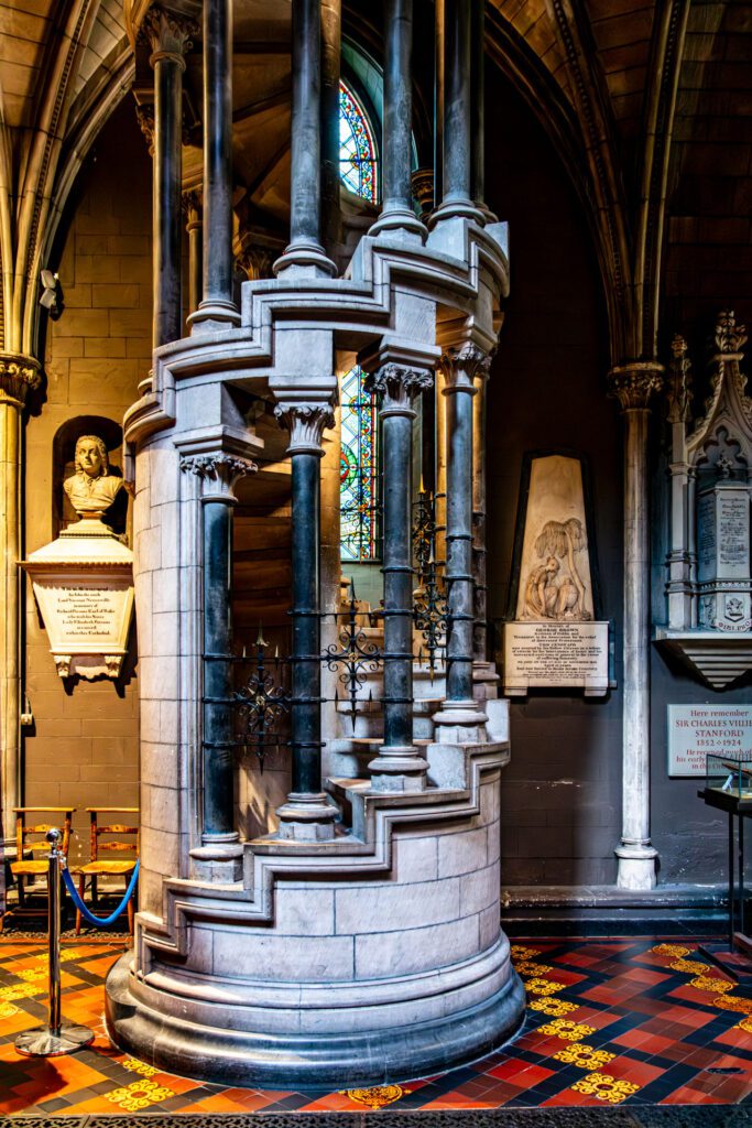 DSF8221-Migliorato-NR-683x1024 Dublino: Cattedrale di San Patrizio