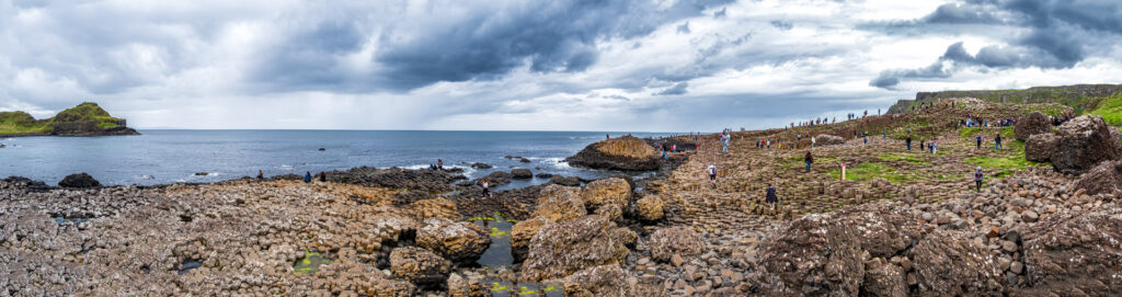 DSF8414-Pano-1024x271 Il Sentiero del Gigante: un viaggio tra mitologia e natura in Irlanda