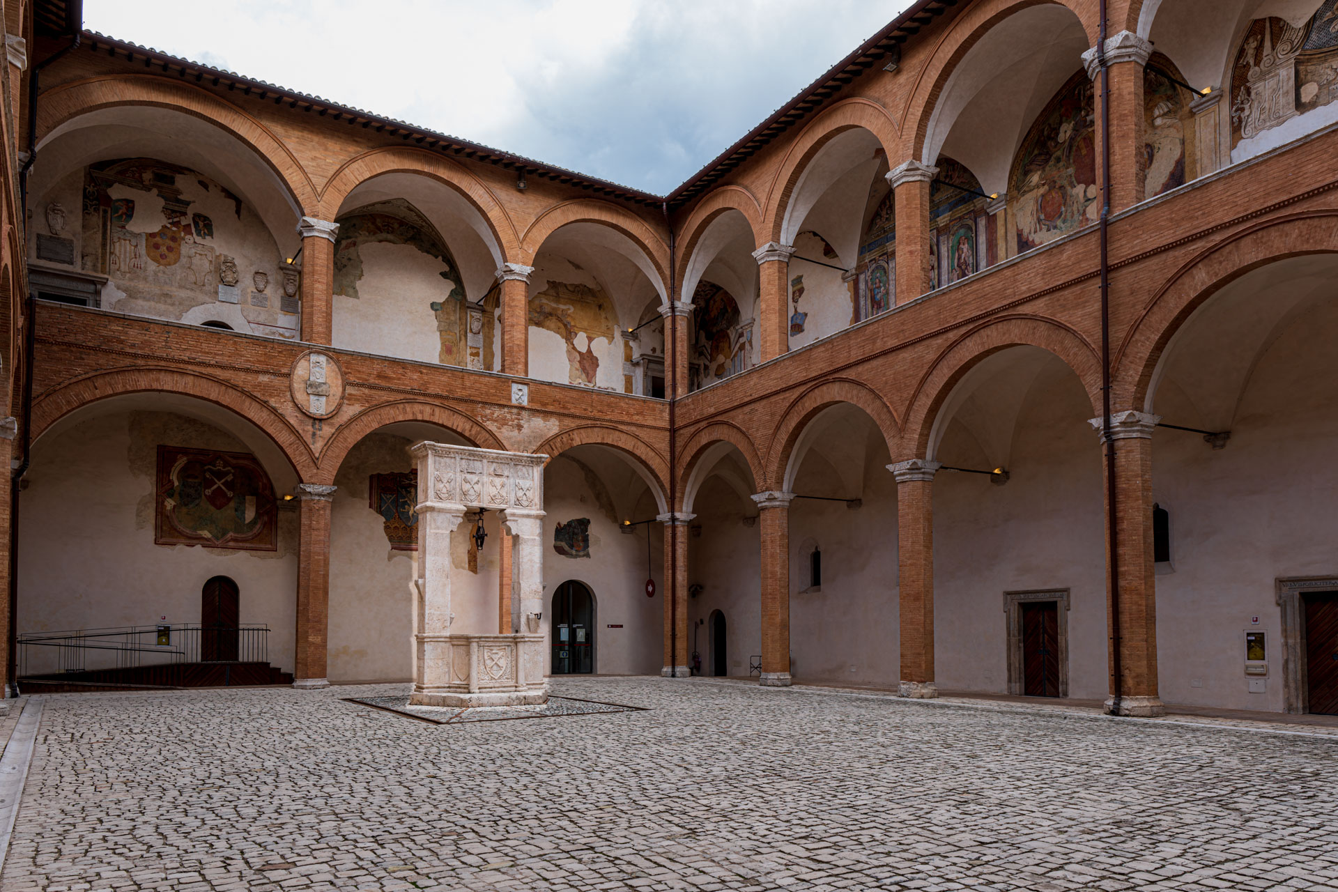Il Castello di Spoleto: un viaggio tra storia e arte