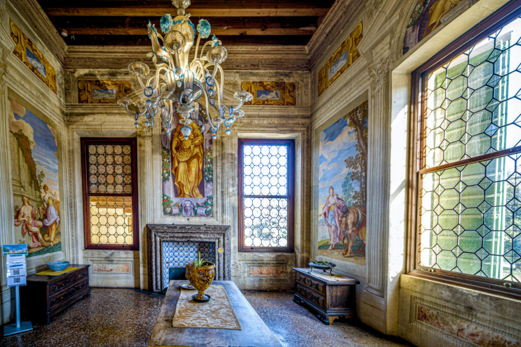 DSF4171-RAF_DxO_DeepPRIME-LT-1024x683 Un sogno intagliato nella pietra: Villa Emo a Fanzolo