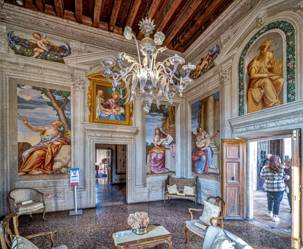 DSF4184-RAF_DxO_DeepPRIME-LT-1024x843 Un sogno intagliato nella pietra: Villa Emo a Fanzolo