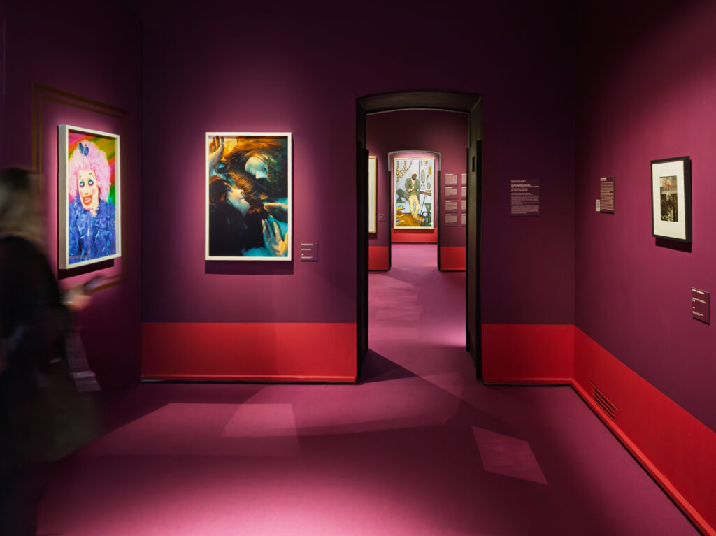 IMG_20250312_152414-1024x767 “Da Cindy Sherman a Francesco Vezzoli. 80 artisti contemporanei”, la nuova mostra a Palazzo Reale di Milano