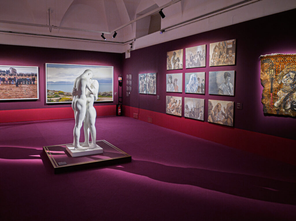 IMG_20250312_154920-1024x767 “Da Cindy Sherman a Francesco Vezzoli. 80 artisti contemporanei”, la nuova mostra a Palazzo Reale di Milano