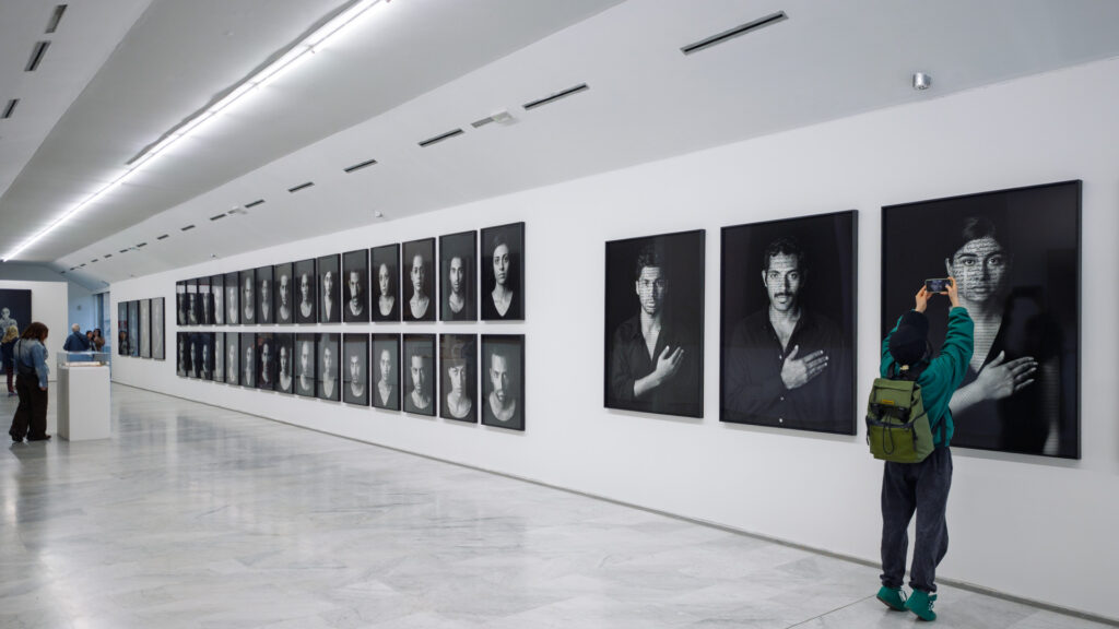 IMG_20250401_160018-1024x576 Body of Evidence di Shirin Neshat al PAC di Milano