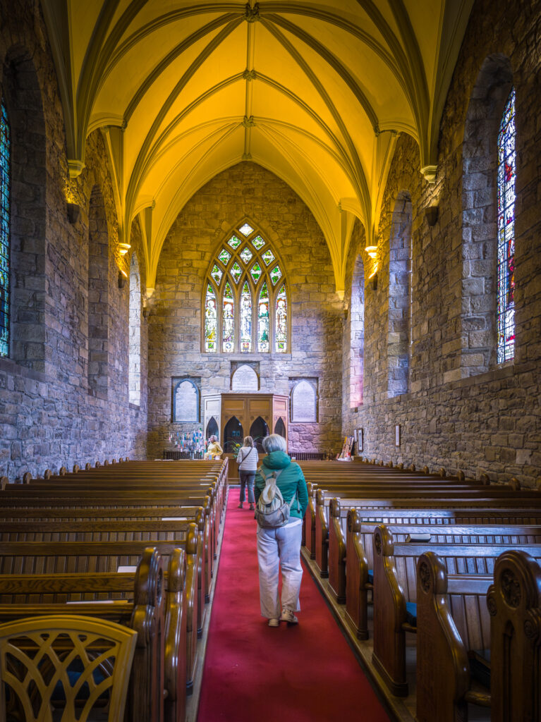 IMG_20250808_105320-767x1024 Dornoch, tra mare e misticismo: scoprire l’anima nascosta della Scozia del Nord