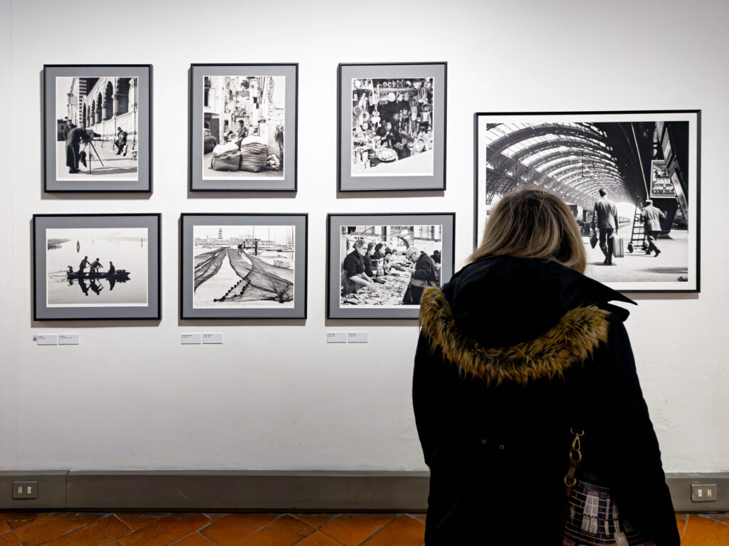 IMG_20251125_195015-1024x767 Elio Ciol: sguardi e silenzi, la mostra fotografica al Museo Diocesano di Milano
